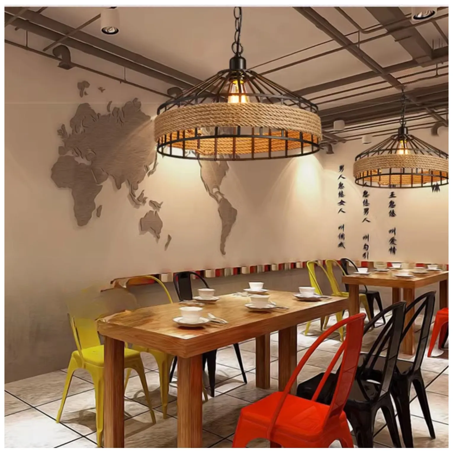 Lampa sufitowa z liny konopnej na łańcuchu - średnica 40 cm - obrazek 5
